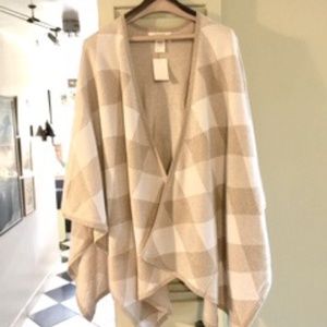 Foxcroft Walker Shawl, Champagne, New with Tags,1X